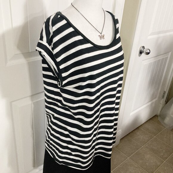 U.S. POLO ASSN. Black white horizontal striped scoop neck t-shirt ~ LARGE XL tee - Picture 6 of 14